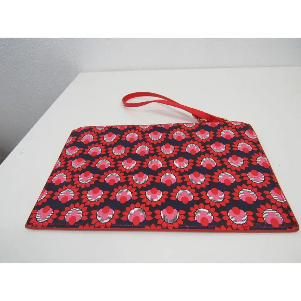 Trina Turk Red Pink Floral Pattern Medium Sized Zipper Cosmetics Pouch Wristlet
